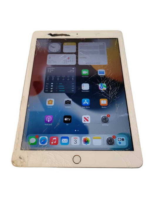 Apple iPad 5th Gen 128GB (A1822) - READ Î