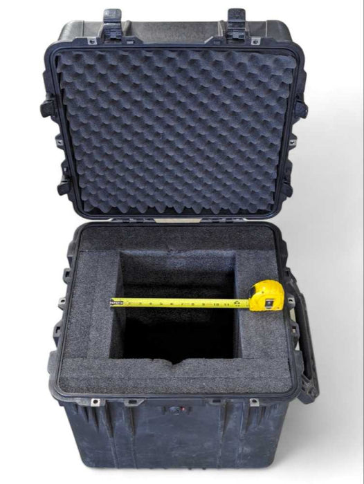 IMPACT CASE Protective case with 4\\" foam and 12\\" wide payload. 21\\"21\\"21\\" -