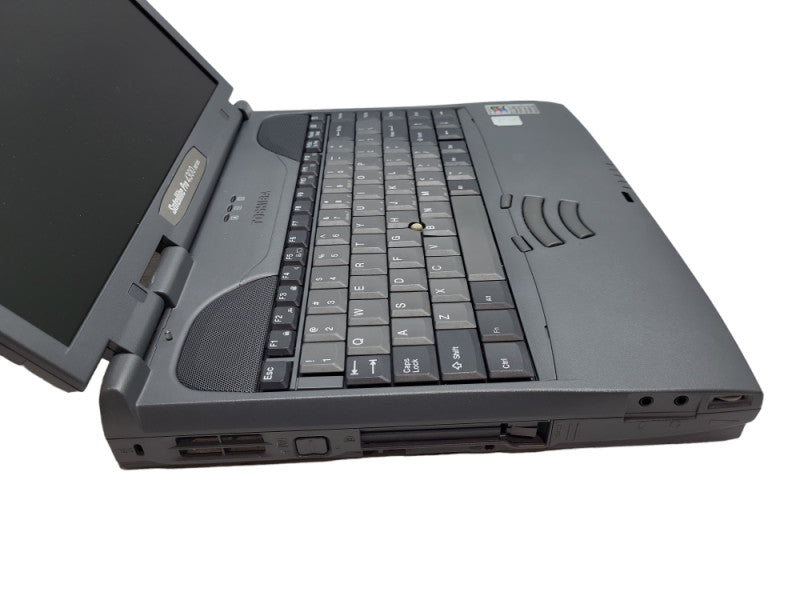 Toshiba Satellite 4300 Series PS434C 3N152 Pentium III Vintage Laptop &