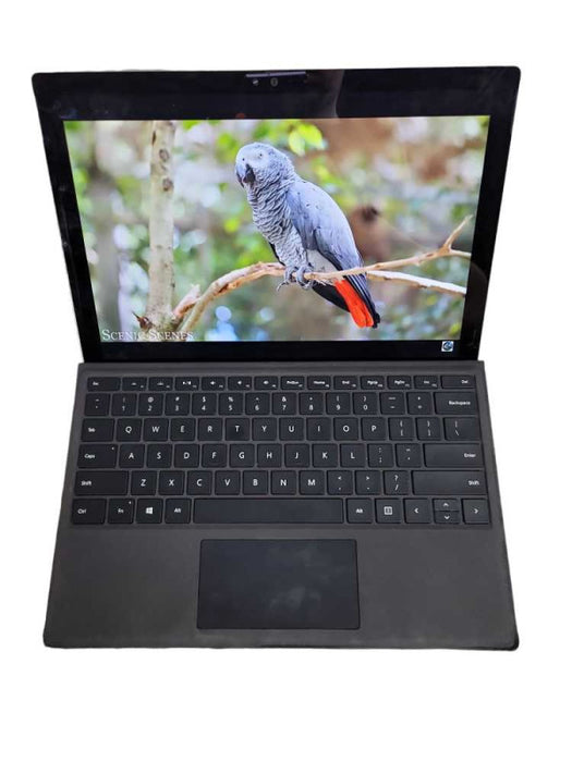 Microsoft Surface Pro 4 (1724) - i5-6300U, 8GB RAM, 256GB SSD Î