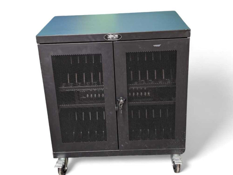 TRIPP LITE SmartRack Enclosure 32 Device Charging and sync Cart  -