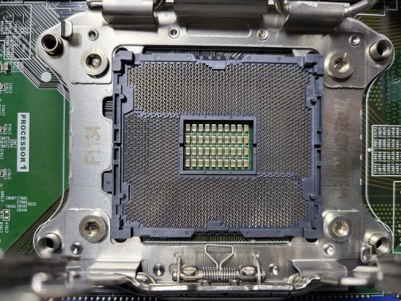 HPE DL380 Gen9 READ $