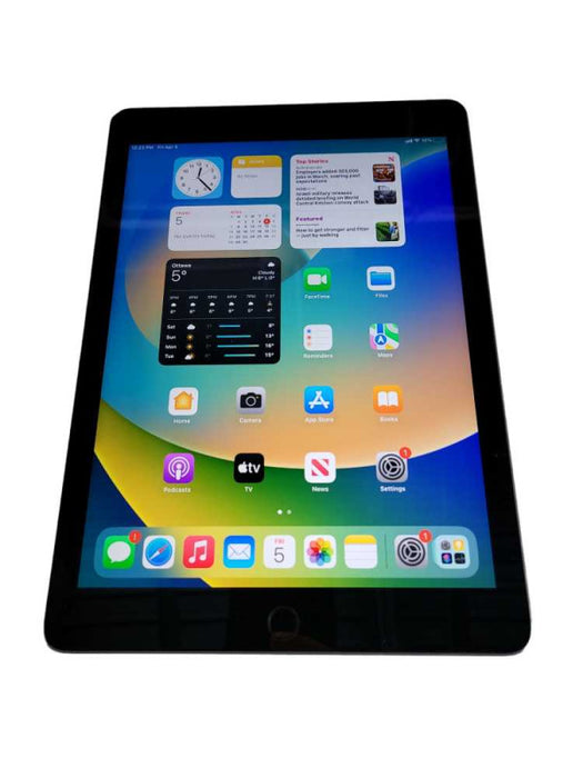Apple iPad 5th Gen 32GB (A1823) Î