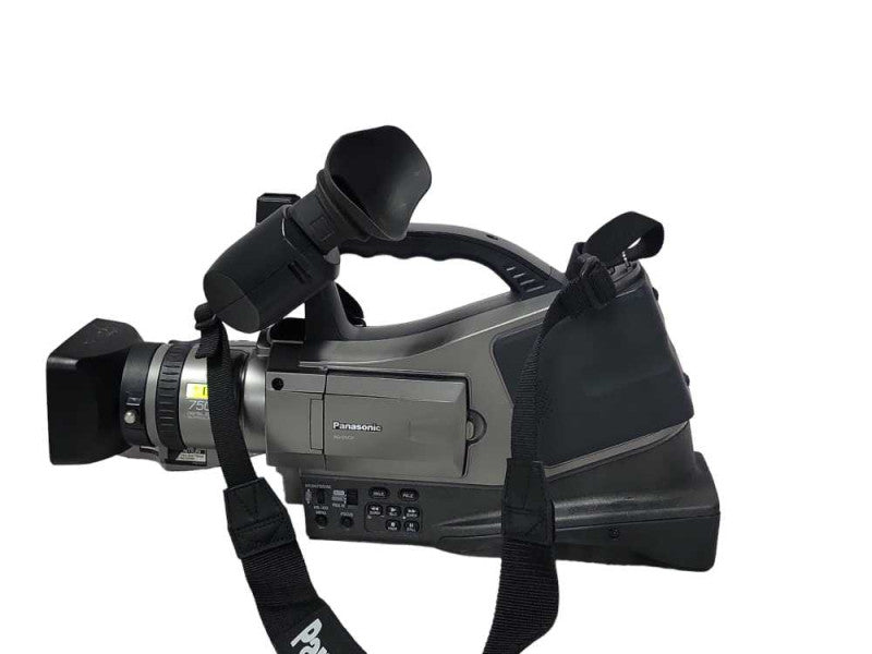 Panasonic AG-DVC7 Camcorder - No Battery - READ _