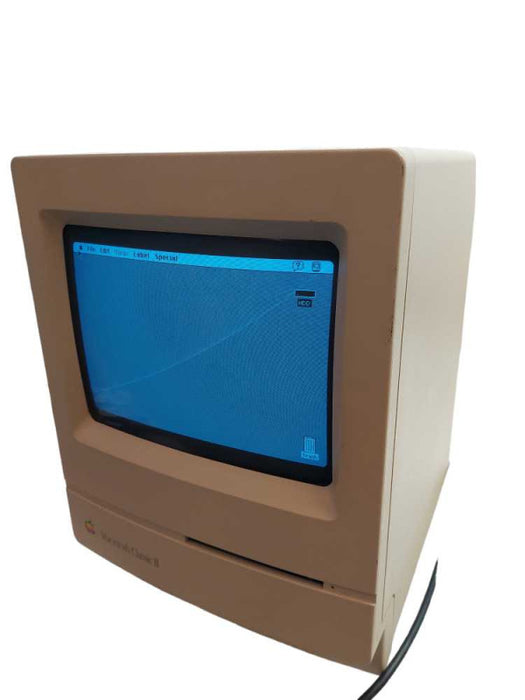 Vintage Apple Macintosh Classic II Manufactured May 1993  =