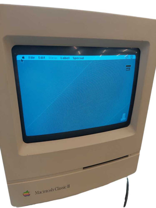 Vintage Apple Macintosh Classic II Manufactured May 1993  =