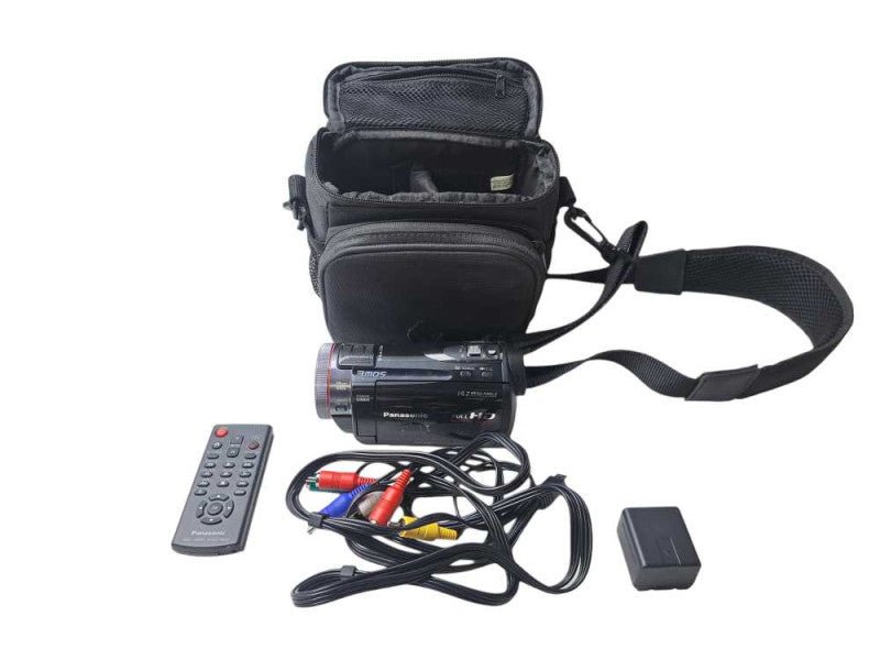 Panasonic HDC-TM900 | 1080P Camcorder 32GB Internal Memory + Bag *READ*