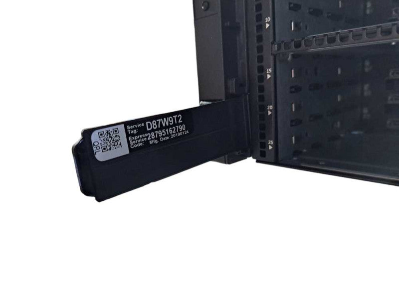 Dell Storage SC5020 30x 2.5\\" Bays with 2x 220V PSU, 2x 0VVVPJ Controllers