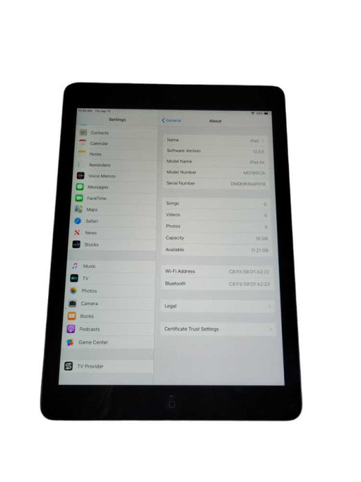 Apple iPad Air 1st Gen. 16GB | Wi-Fi | 9.7in - Space Gray (CA) %