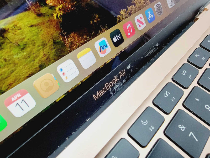 Apple Macbook Air 2020 13\\" M1 @ 3.2GHz 16GB Ram 1TB SSD [Read] (