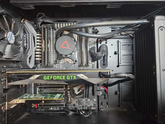 AMD 1950x Threadripper Desktop 64GB RAM GTX 1080