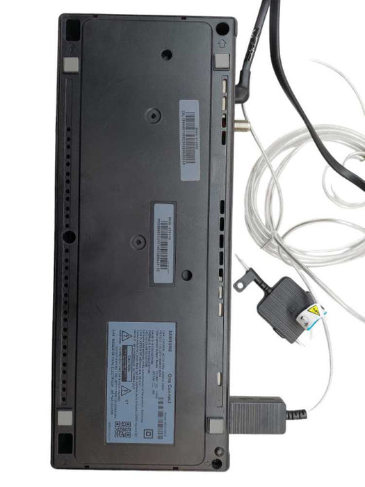 Samsung One Connect Box Model: SOC1001A  =