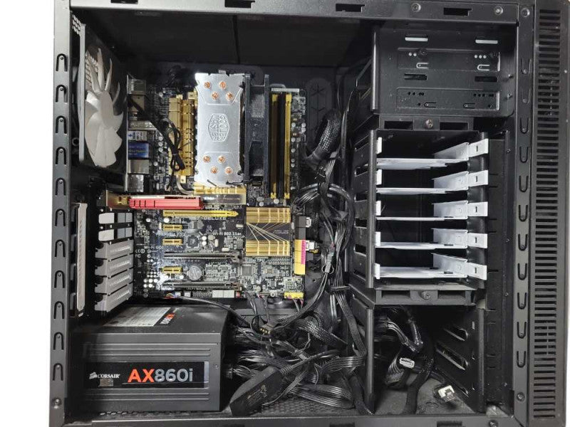 Custom/Asus Tower PC, Core I7-4770K 3.5GHz, 16GB RAM, 860W PSU, No HDD _