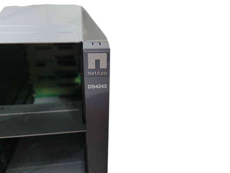 NETAPP DS4243 24BAY DISK ARRAY 2X PSU 2X IOM3 CONTROLLER - NO HDD/CADDY !