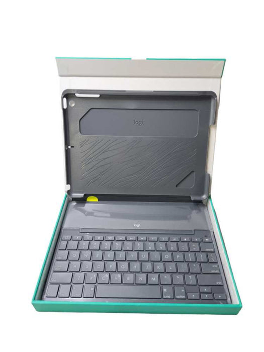Logitech Slim Folio Bluetooth Keyboard for IPad 2017  | 920-008617 Q