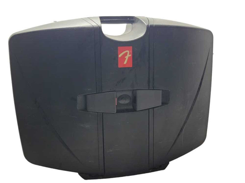 fender passport pa system PD-150 with two speakers _