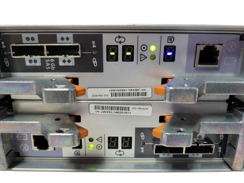 EMC 25x 2.5\\'\\' SAS Storage system w/ 2x 303-104-000E Controllers, 2x PSU _