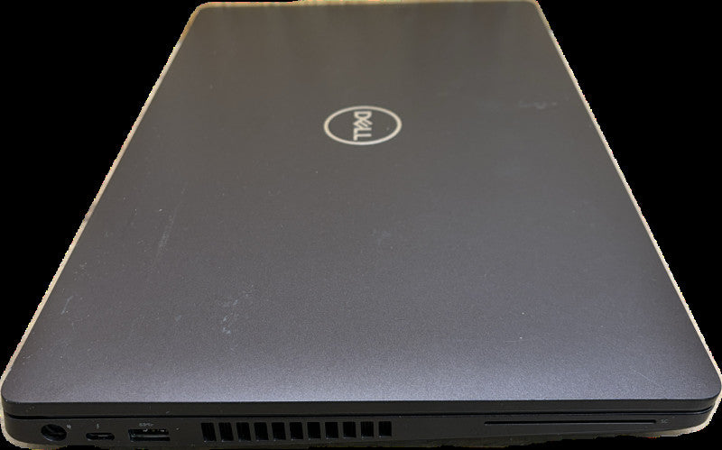 Dell Latitude 5501 i7-9850H@2.6GHzGeForce MX150 2GB GPU 16GB RAM 256SSD READ  Lap200