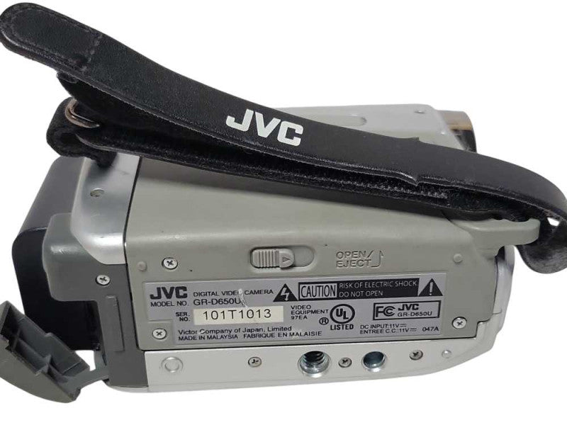 JVC Digital Video Camera GR-D650U, Read _