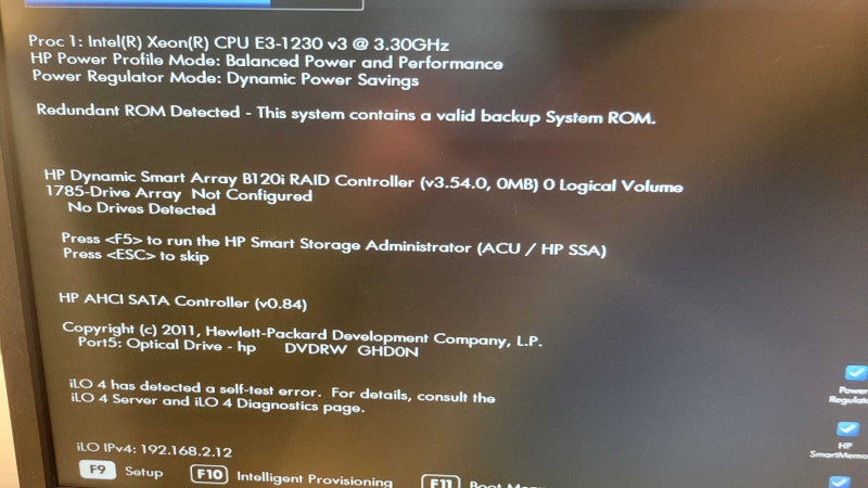 HP PL ML310E - Xeon E3-1230 V3 | 24GB | no hdd | B120I RAID | 350W PSU %