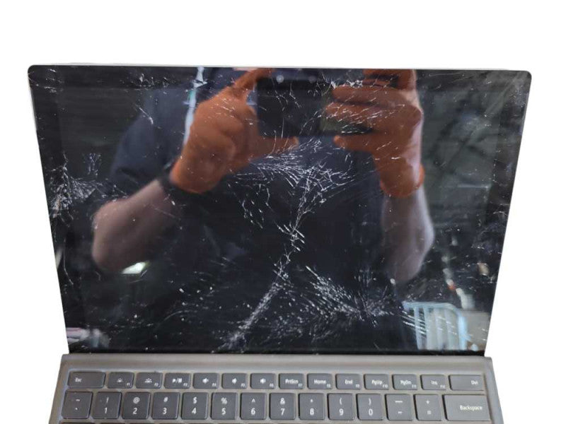 Microsoft Surface Pro 7 (1866) - i7-1065G7, 16GB RAM, 256GB SSD - READ Î