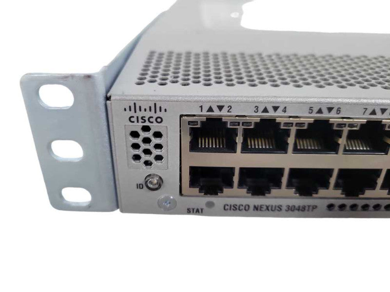 Cisco Nexus 3048TP 48-Port 4xSFP+ Gigabit Ethernet Switch !