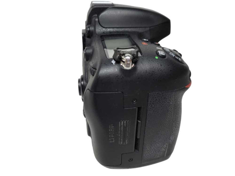 Nikon D600 24.3 MP Digital SLR Camera BODY ONLY(READ)