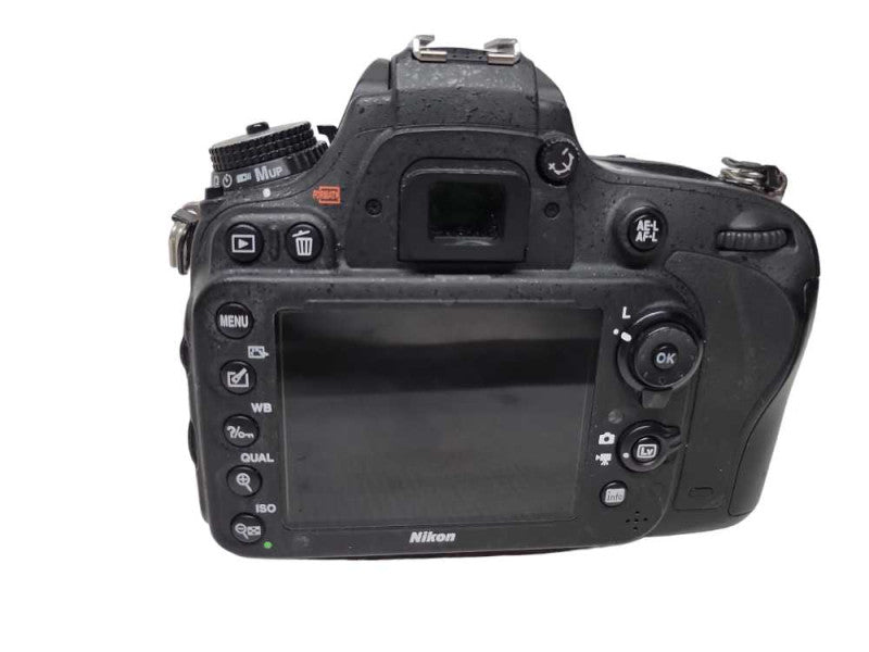Nikon D600 24.3 MP Digital SLR Camera BODY ONLY(READ)