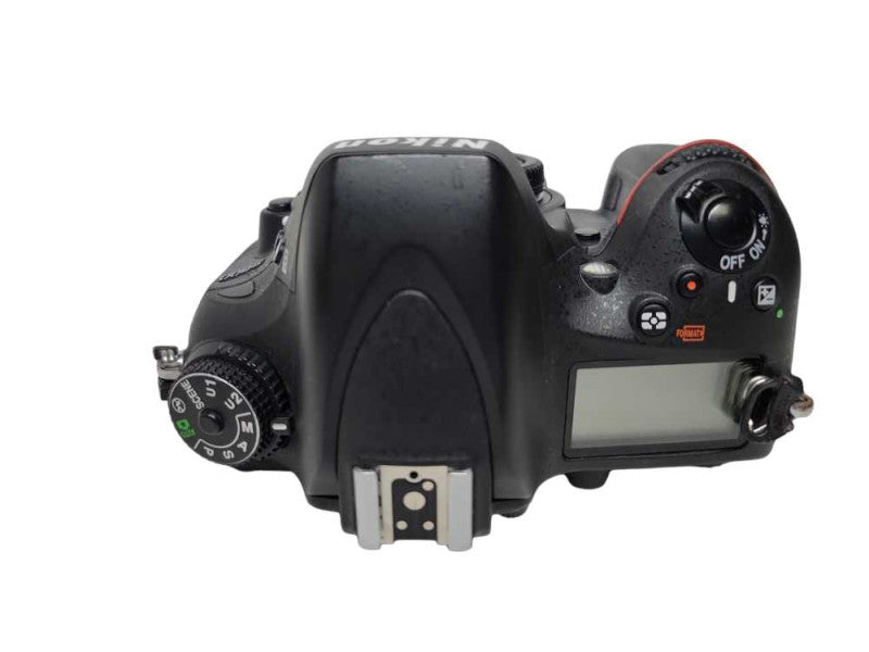 Nikon D600 24.3 MP Digital SLR Camera BODY ONLY(READ)