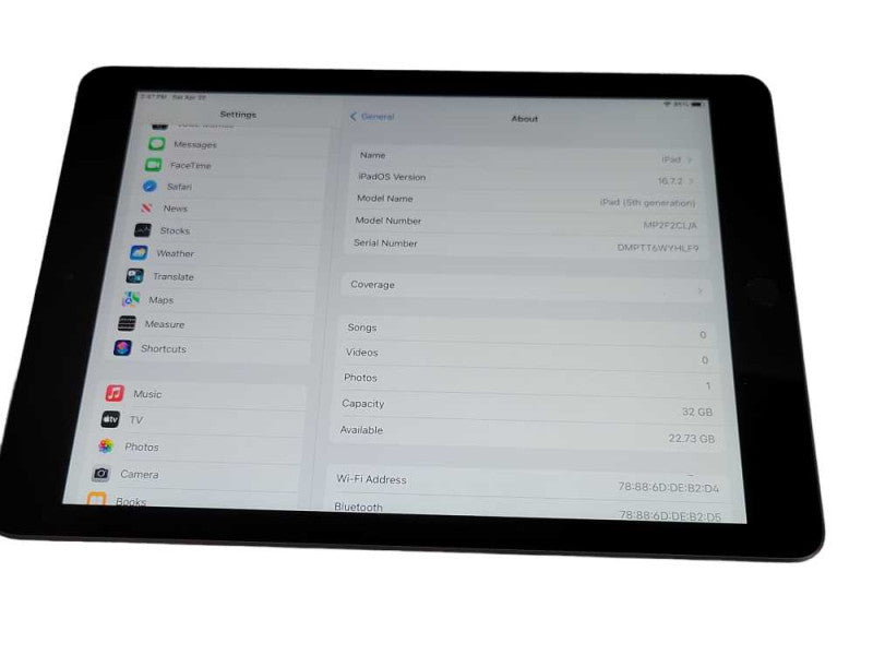 Apple iPad 5th Gen 32GB  Q_