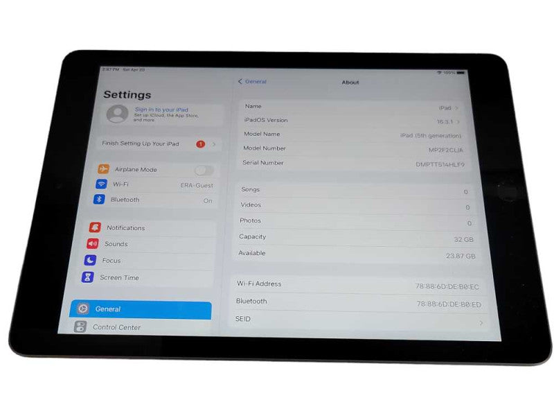 Apple iPad 5th Gen 32GB  Q_