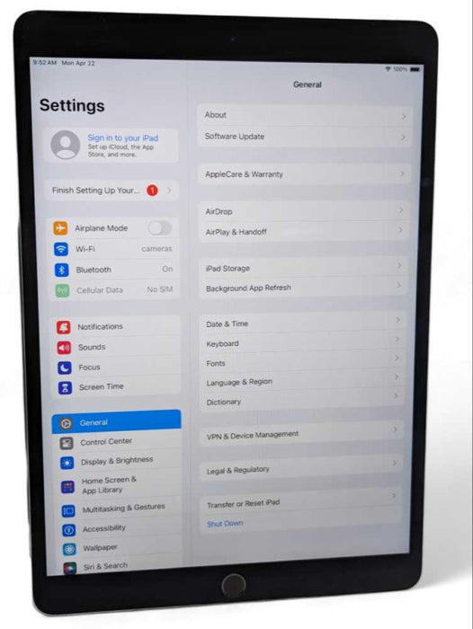 Apple iPad Pro (10.5 inch) 64GB WiFi + Cellular UNLOCKED A1709 Q-