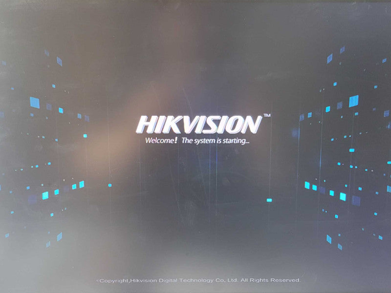 Hikvision DS-7732NI-I4/16P 16-Port Network Video Recorder, READ _
