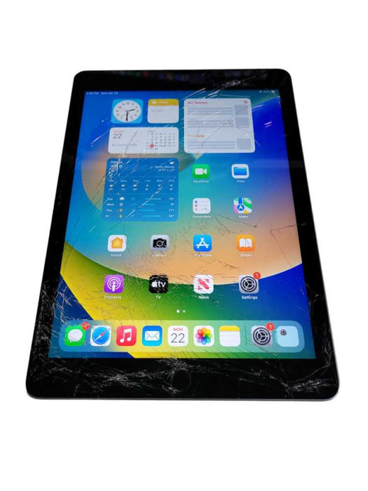 Apple iPad 6th Gen 32GB (A1893) - READ Î