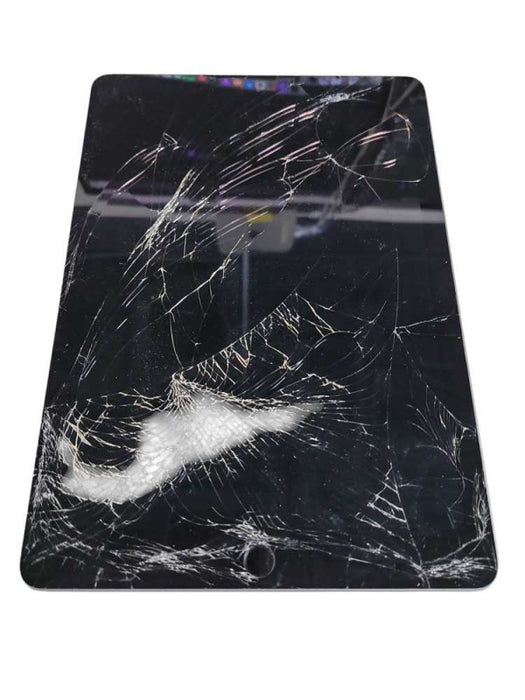 Apple iPad 6th Gen 32GB (A1893) - READ Î