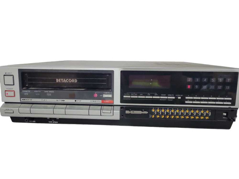 Sanyo VCR Tape Recorder Betacord VCR-4020 !