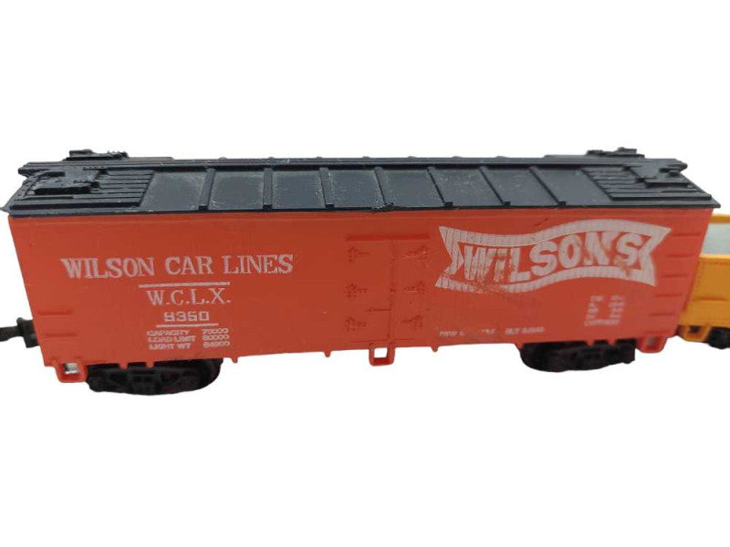 CP Rail Toy Trains Bundle of 4 , Union Pacific, Wilson Car Lines-Collectables =