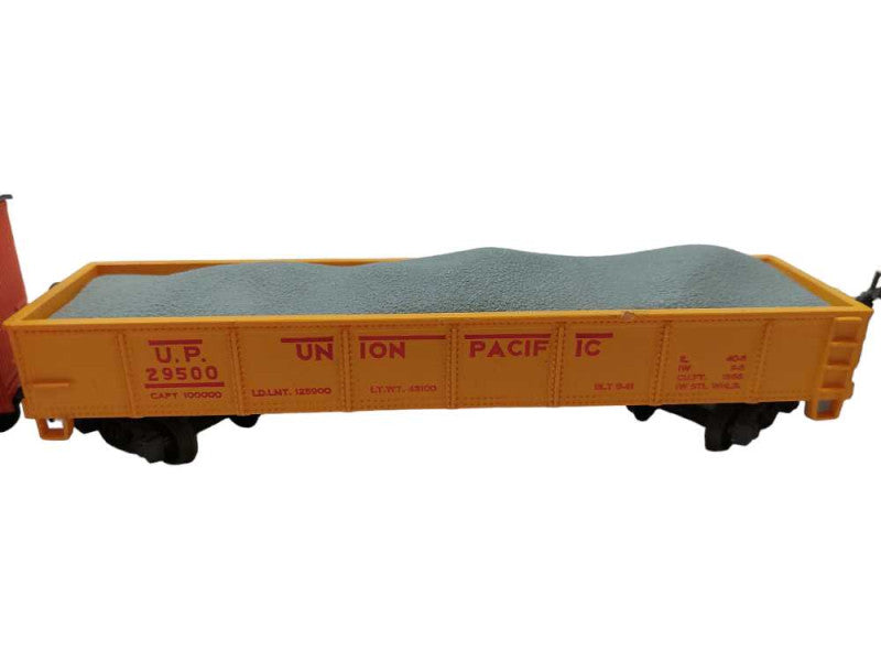 CP Rail Toy Trains Bundle of 4 , Union Pacific, Wilson Car Lines-Collectables =