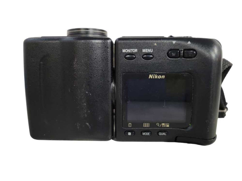 Nikon COOLPIX E950 950 2.0MP Digital Camera !