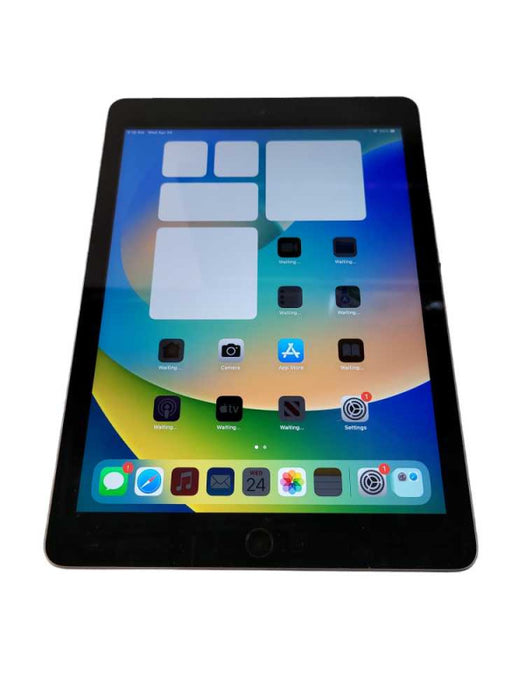 Apple iPad 5th Gen 32GB (A1823) Î