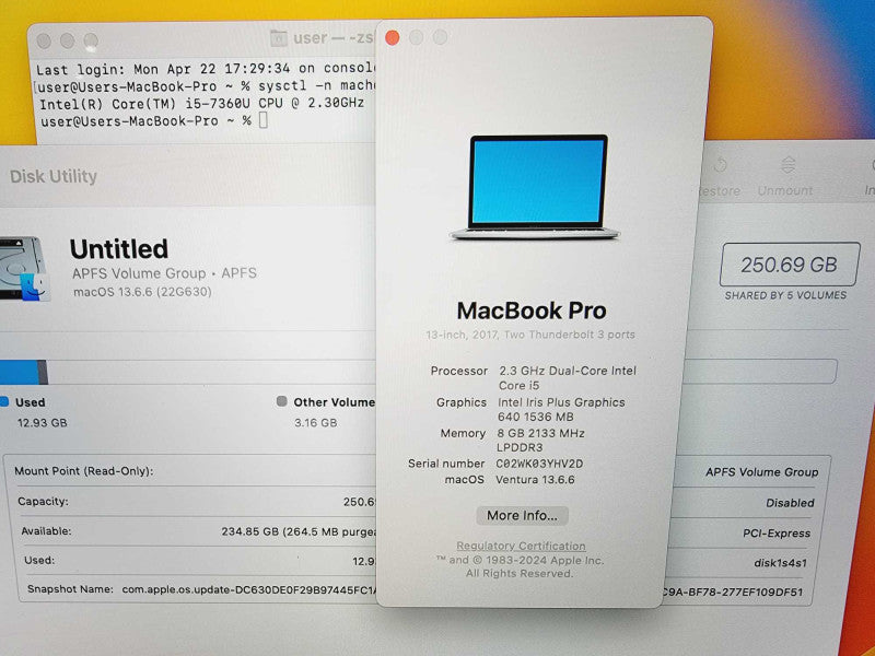 Apple Macbook Pro 2017 13\\" Core i5-7360U @ 2.3GHz 8GB DDR3 250GB SSD [Read] (