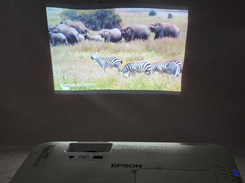 Epson PowerLite 2250U H871A Full HD WUXGA Projector, 962 Hrs, No Remote, SEE  _