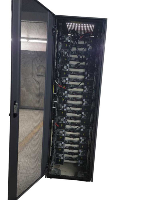 Server Rack NetApp 10x Disk Array DS4246 2x IOM6 Modules 2x PDU !