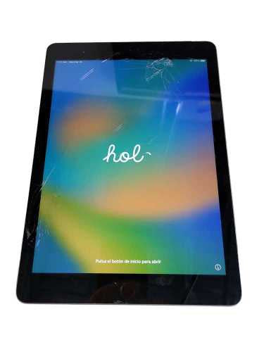 Apple iPad 5th Gen (A1823) - READ !