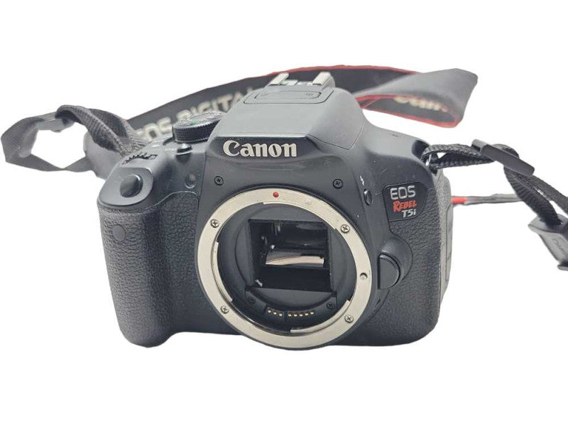 Canon EOS Rebel T5i 18MP Digital SLR Camera Body READ _
