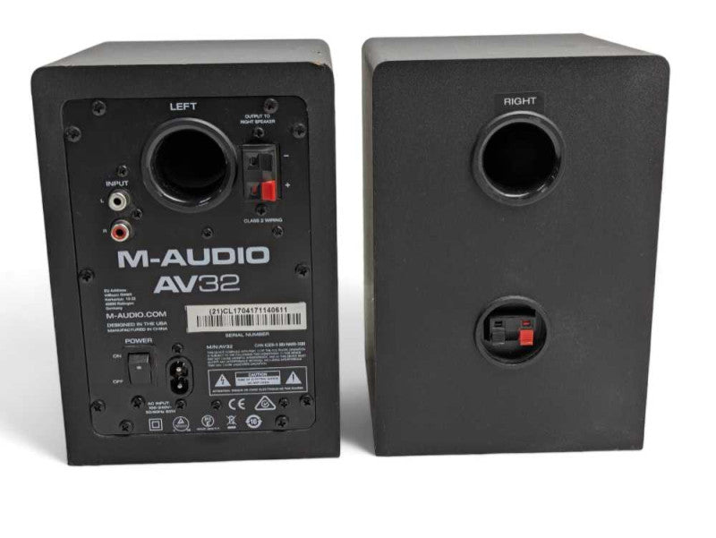 M-AUDIO AV32 Compact Desktop Speakers for Professional Media Creation -