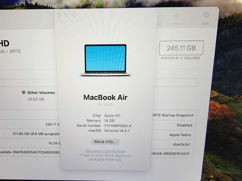 Apple Macbook Air 2020 13\\" Chip M1 @ 3.2GHz 16GB Ram 250GB SSD [Read] (