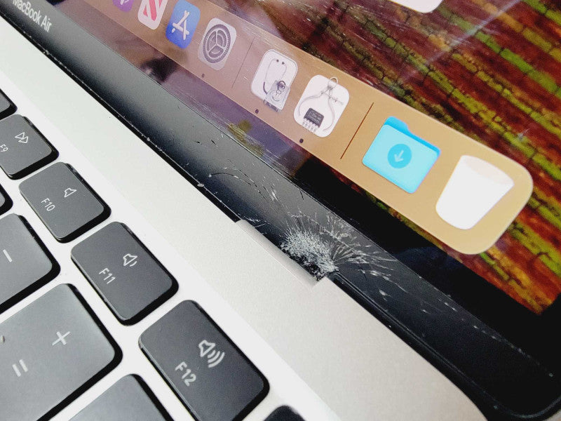 Apple Macbook Air 2020 13\\" Chip M1 @ 3.2GHz 16GB Ram 250GB SSD [Read] (