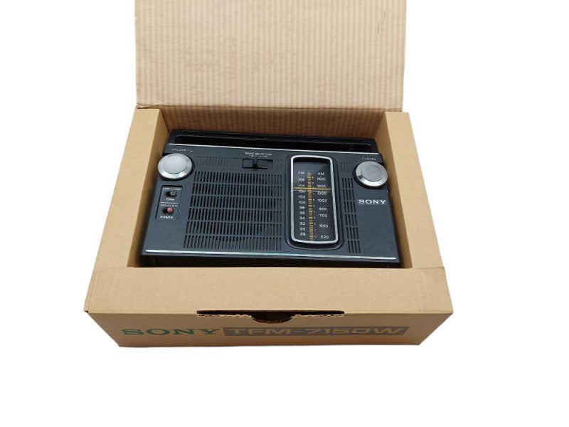 Sony Super Sensitive AM/FM AC/Battery Radio Solid State Model:TFM-7150W =