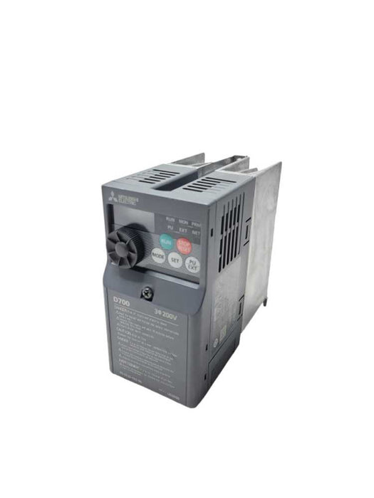 Mitsubishi Electric D700 FR-D720-042-NA VFD AC Drive Inverter, READ _
